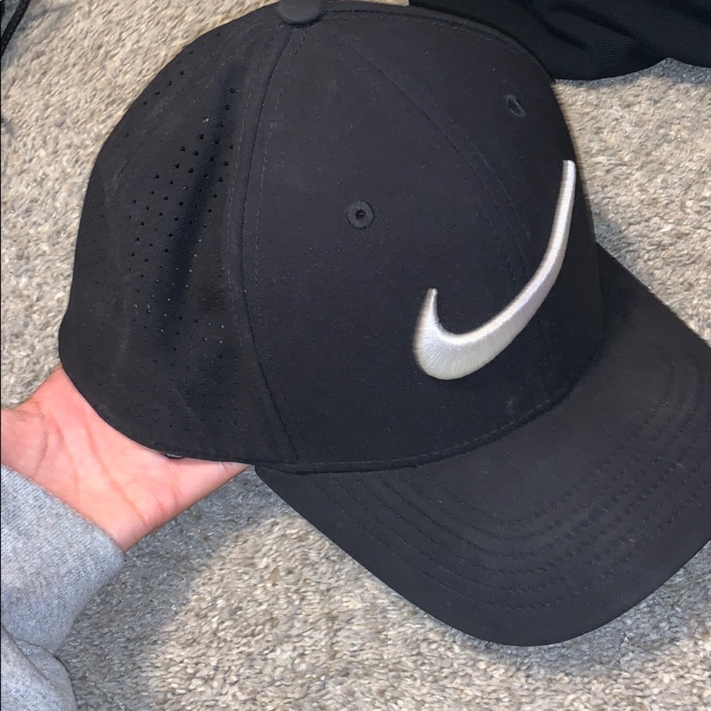 Nike Black Cassic Dri-Fit